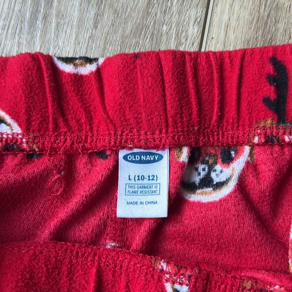Old Navy Christmas Pajama set - Picture 6 of 6